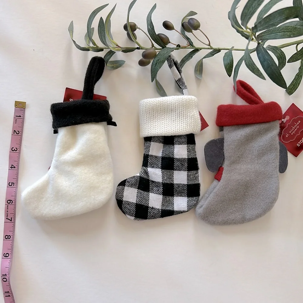 Set of 3 Mini Stockings - Picture 6 of 6